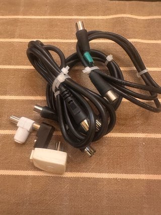 Lote cables y adaptadores antena TV