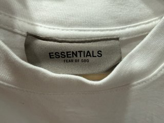 Essentials Blanca