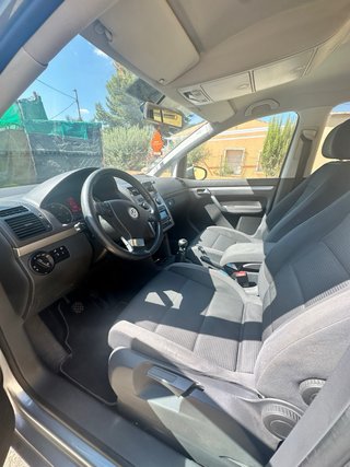 Volkswagen Touran 2010