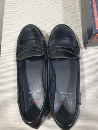 Zgirls Mocasines Escolares Negros Talla 39 de niña