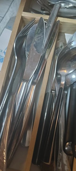 Lote de cubiertos metálicos