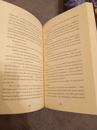 Trilogía Una sombra brillante y ardiente