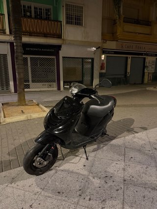 Piaggio Zip SP Negra