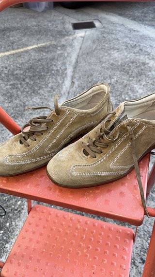 Tod's Scarpe Beige Scamosciate Uomo