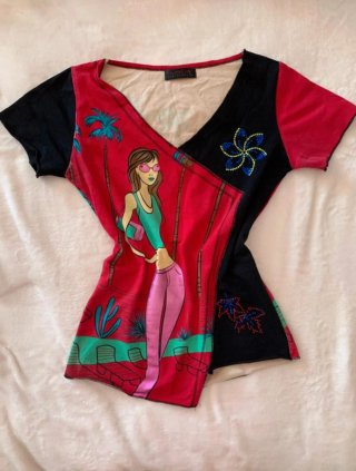 Custo Barcelona Top Asimétrico 2000s