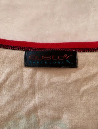 Custo Barcelona Top Asimétrico 2000s