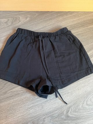Pantalones cortos negros lino
