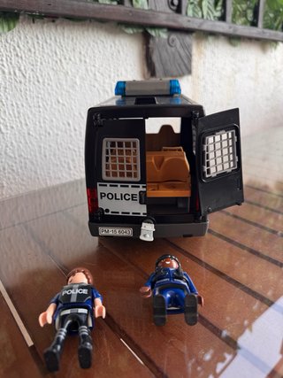 Furgón Policía Playmobil con Figuras