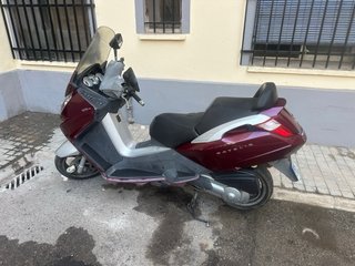 Peugeot Maxi Scooter Marrón/Plata PEUGEOT SATELIS
