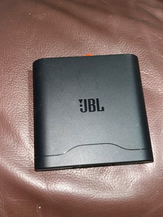 Batería Externa JBL 400