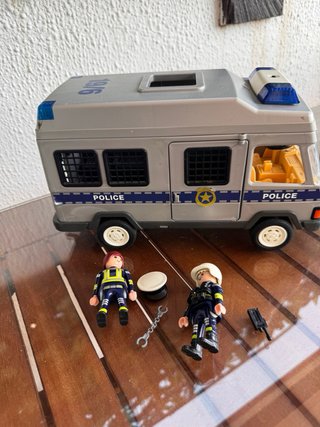 Furgoneta Policía Playmobil