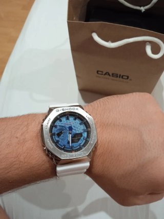 Reloj G-sh0ck GM 2100
