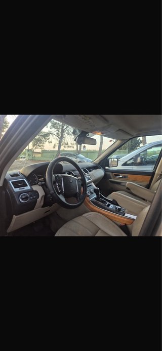 Land Rover Range Rover Sport 2012