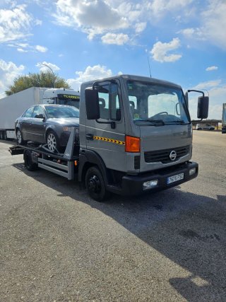 Nissan Atleon 2007