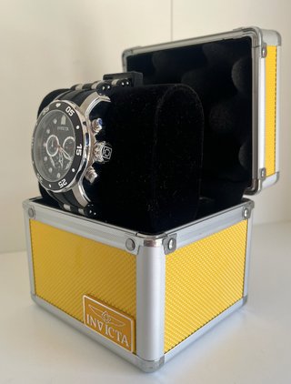 Reloj hombre Invicta Ocean Voyage Negro Plata