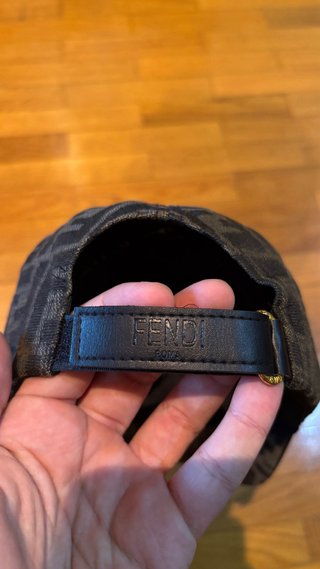 Gorra Fendi FF Marrón