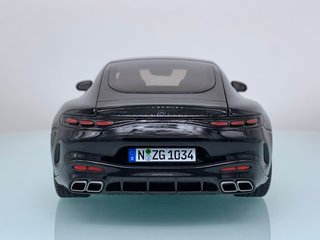 1:18 Mercedes AMG GT 63 4Matic+  2023 Negro NZG