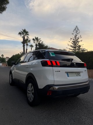 PEUGEOT 3008 2020