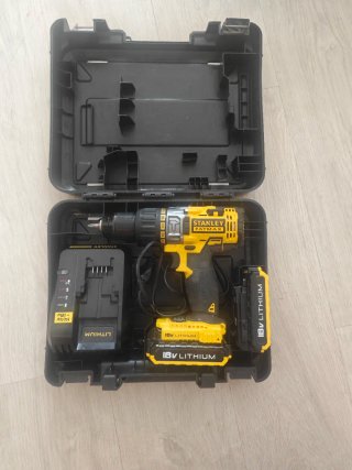 Taladro Stanley Fatmax 18V con maletín