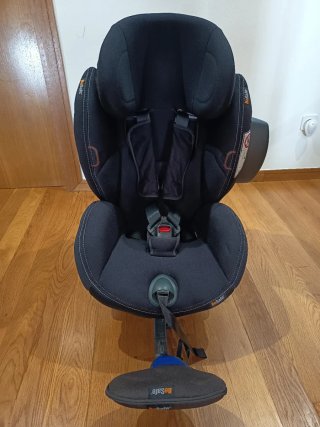 Silla coche a contramarcha BeSafe Izi Plus.