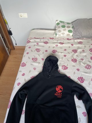 Sudadera Arts & Society Negra
