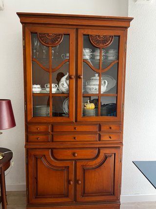 Vitrina clásica madera y cristal
