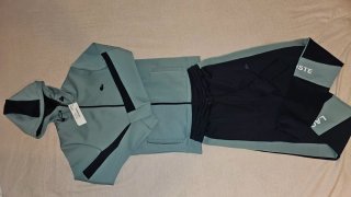 Conjunto Chándal Lacoste Negro y Verde