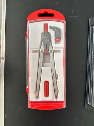 Compás Faber Castell + escuadra y cartabón
