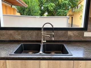 COCINA COMPLETA EN L 23 CAJONES PRECIO NEGOCIABLE