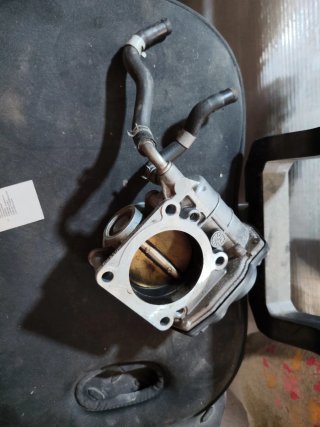 Cuerpo Aceleración Nissan Qashqai 2.0  (MR20)