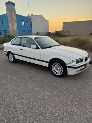 BMW e36 325i vanos coupe