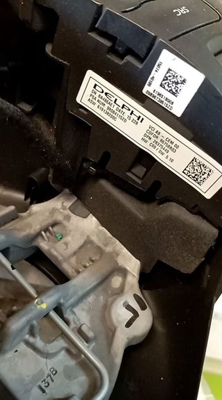 98084115zd volante peugeot 208 226306