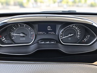 Peugeot 2008 1.2 PureTech Style 110 CV 28600 kms