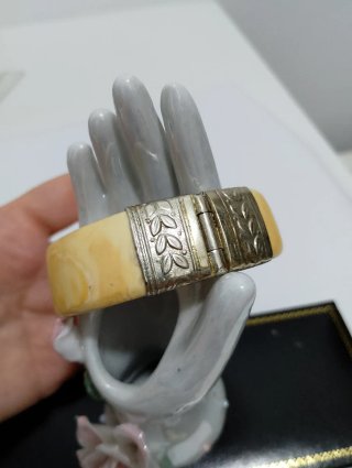 Bracciale antico e prezioso