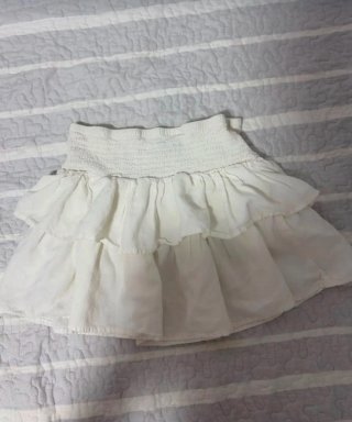 Falda blanca de lino