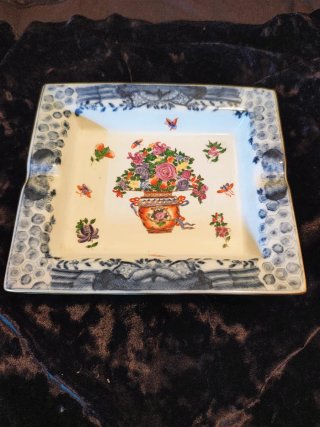 Cenicero JUWC porcelana vaciabolsillos
