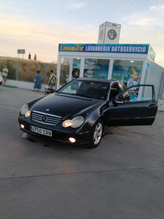 Mercedes-Benz c220 2002