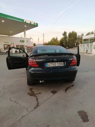 Mercedes-Benz c220 2002