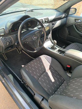 Mercedes-Benz c220 2002