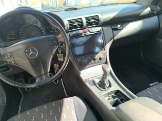 Mercedes-Benz c220 2002