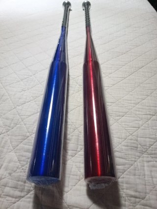 2 Bates de Béisbol Azul y Rojo 82cm