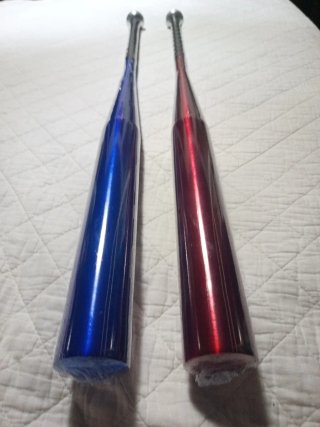 2 Bates de Béisbol Azul y Rojo 82cm
