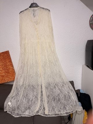 Vestido largo encaje Zara ivory