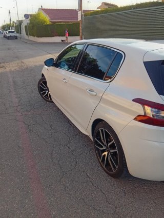 Peugeot 308 2015