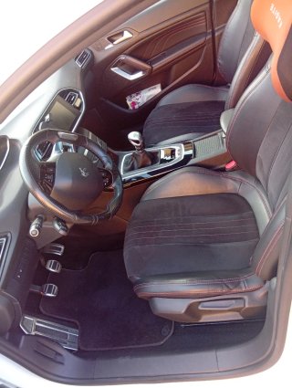 Peugeot 308 2015