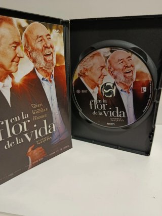 EN LA FLOR DE LA VIDA          DVD