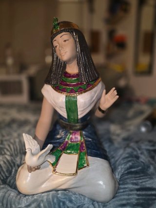Figura Egipcia Cerámica Edición Limitada