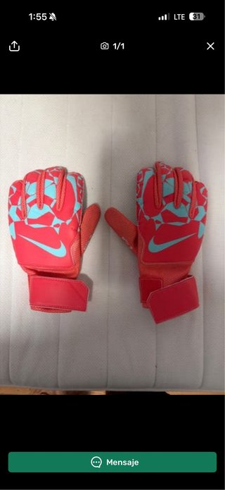 Guantes de portero Nike naranjas y azules