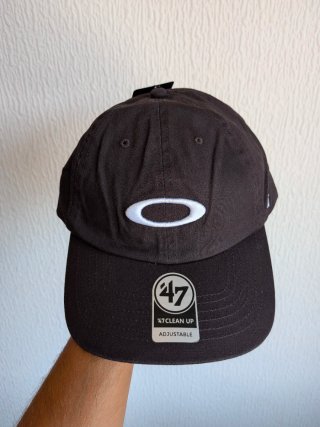 Gorra Oakley Negra Ajustable