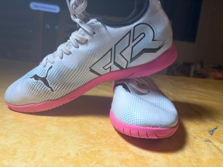 Zapatillas Fútbol Sala Puma Blancas y Rosas